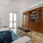 Vatican Dome View Apartment
